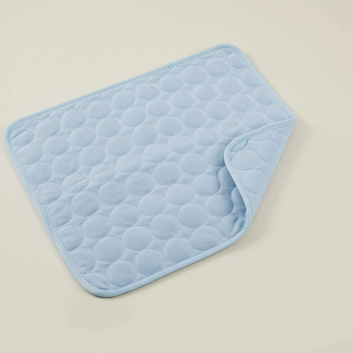The Coolmutt fabric mat